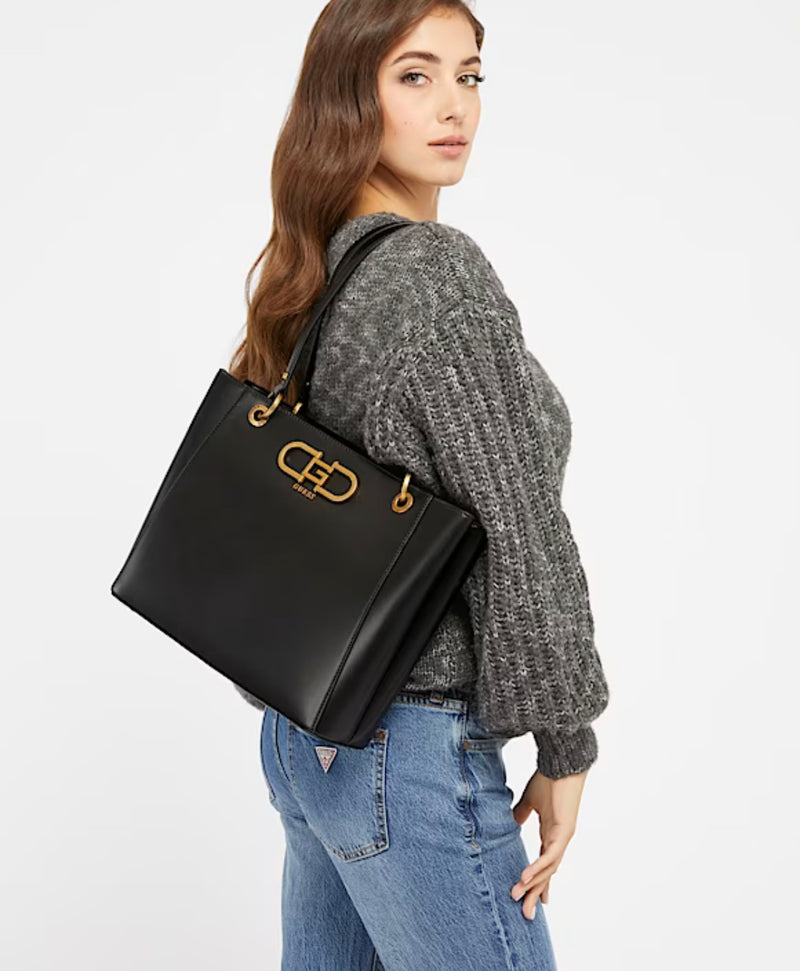 GUESS Shopper fleet