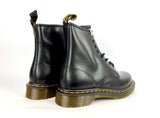 Dr.Martens 8 Fori